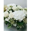 Detalle centro flores blancas bonito
